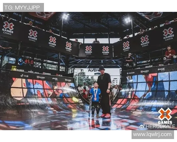 武汉滑板队的实力之争引发热议与关注 武汉滑板队的实力之争引发热议与关注